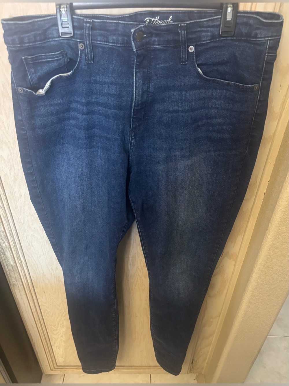Universal Thread Women’s Jeans Sz 18/34L Denim Blue High Rise Skinny Medium Wash